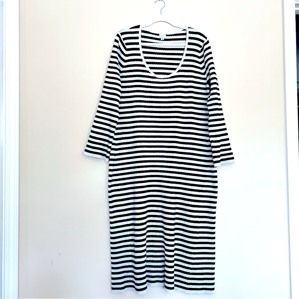 A New Day Black and White Striped Long Sleeve Dress